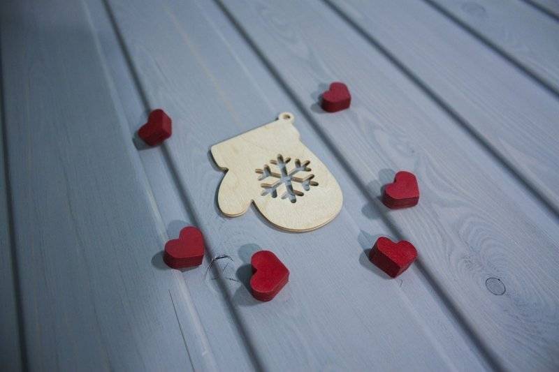 Игрушка на елку 