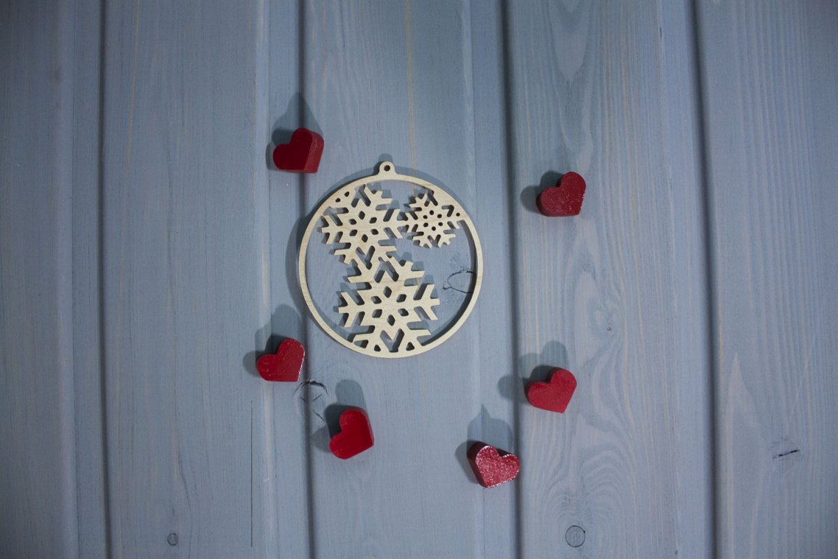 Игрушка на елку 