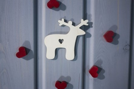 Олень игрушка на елку