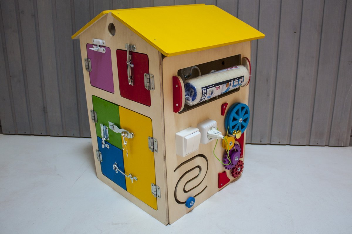 Бизиборд Дом