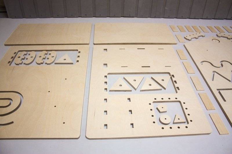 Бизиборд дом сделай сам