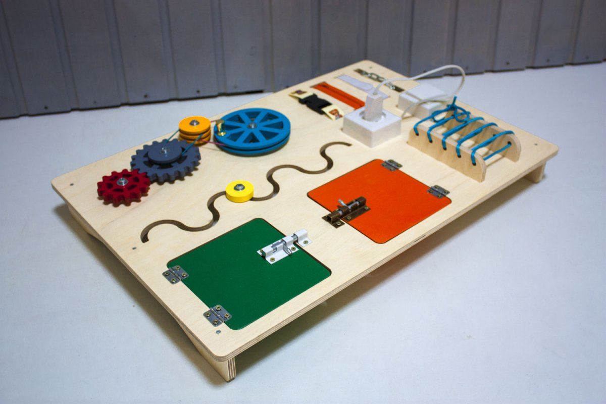 Бизиборд развивающая доска