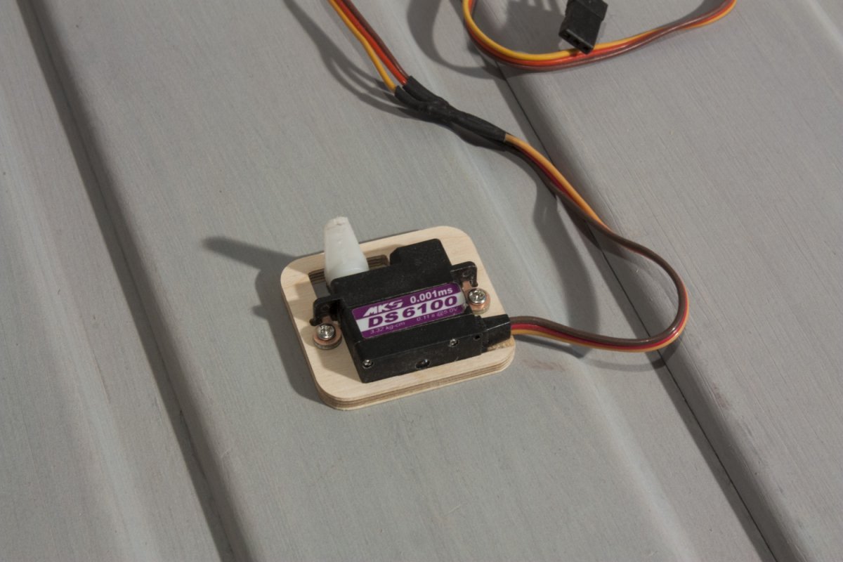 Плата для сервомашинки